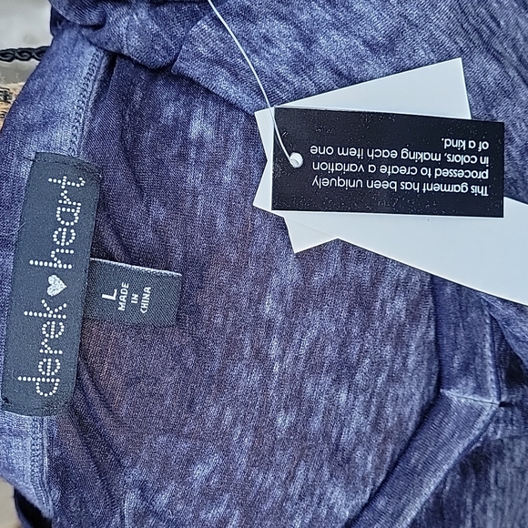 NWT Derek Heart Burnout Tee - Picture 14 of 17